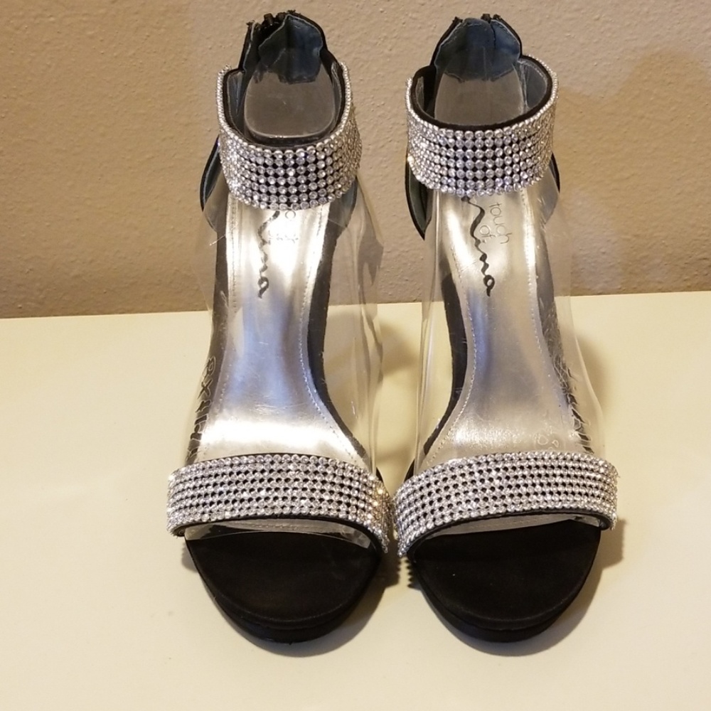 Heels - Picture 4 of 6